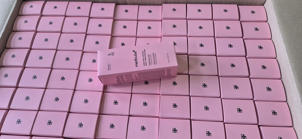 Medicube box